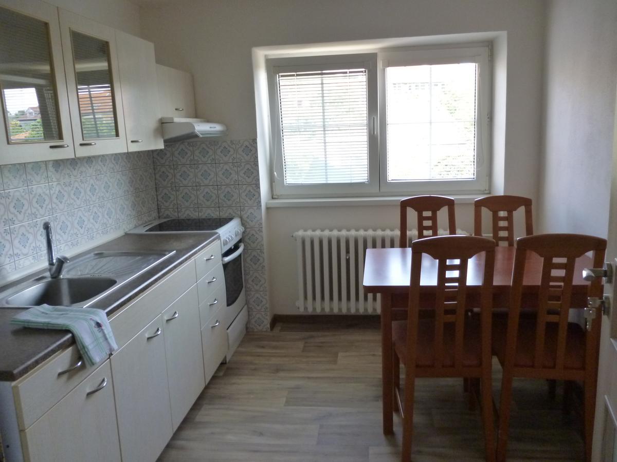 Apartman Relax-Chatka A Apartman Микулов Экстерьер фото